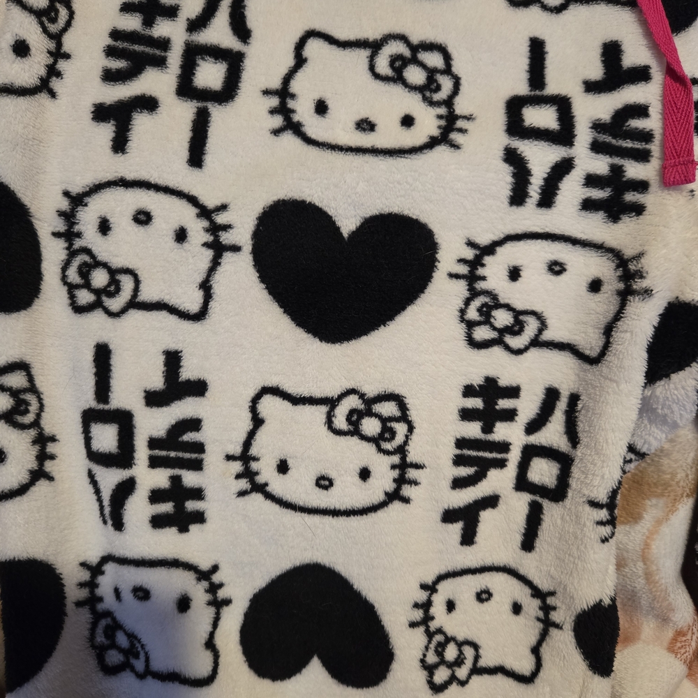 Vintage Hello Kitty Black, White, Pink XL Pajama Bottoms Rarely Worn - Picture 6 of 6